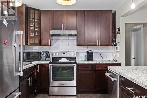 543 25Th Street W, Prince Albert, SK - Indoor Photo Showing Kitchen