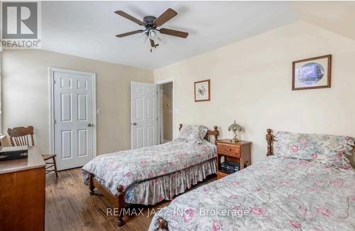 264 Mary Street, Scugog (Port Perry), ON - Indoor Photo Showing Bedroom