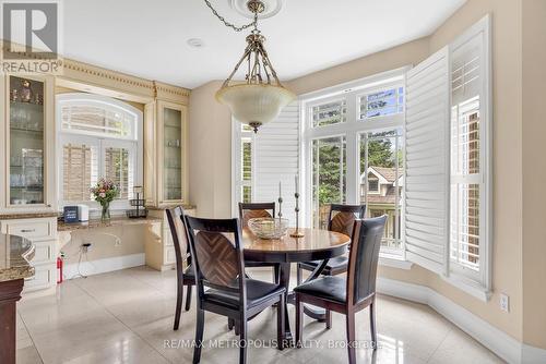 124 Pathlane Road, Richmond Hill, ON - Indoor Photo Showing Dining Room