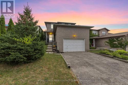 9 Carr Drive N, Barrie (Letitia Heights), ON - Outdoor