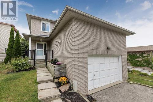 9 Carr Drive N, Barrie (Letitia Heights), ON - Outdoor