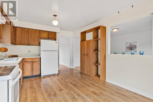 9 Carr Drive N, Barrie, ON - Indoor Photo Showing Kitchen With Double Sink