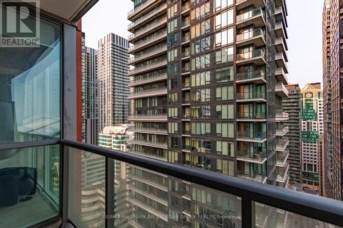 2503 - 88 Blue Jays Way, Toronto (Waterfront Communities), ON - Outdoor