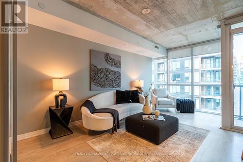 2503 - 88 Blue Jays Way, Toronto (Waterfront Communities), ON - Indoor Photo Showing Living Room