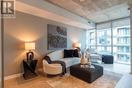 2503 - 88 Blue Jays Way, Toronto (Waterfront Communities), ON - Indoor Photo Showing Living Room