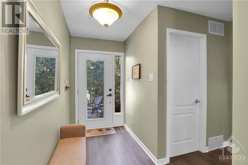 Spacious foyer - 25 Chisholm Court, Ottawa, ON - Indoor Photo Showing Other Room