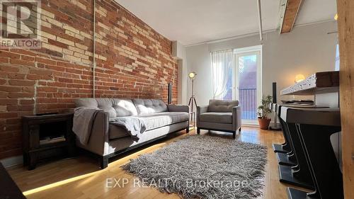 415 - 81A Front Street E, Toronto, ON - Indoor