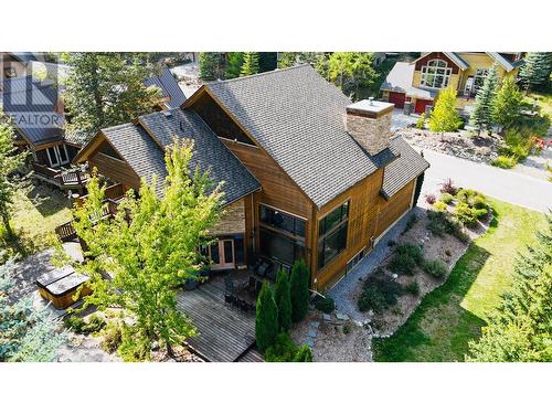 1802 Greywolf  Drive, Panorama, BC - Outdoor