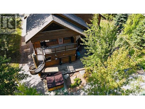 1802 Greywolf  Drive, Panorama, BC - Outdoor