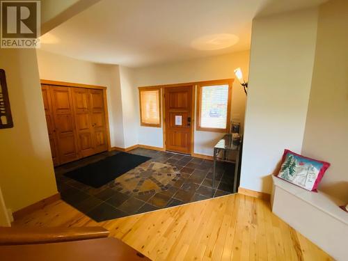 1802 Greywolf  Drive, Panorama, BC - Indoor Photo Showing Other Room