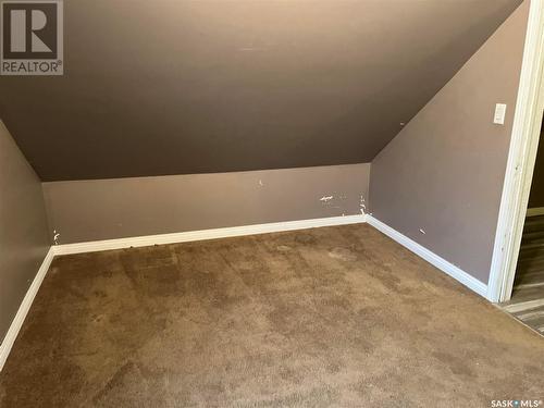 247 4Th Avenue E, Gravelbourg, SK - Indoor Photo Showing Other Room