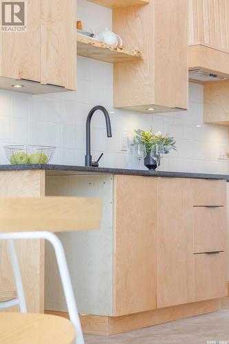 1421 Spadina Crescent E, Saskatoon, SK - Indoor Photo Showing Kitchen With Double Sink