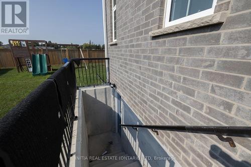 Basement  Separate Entrance - 1 Oxford Terrace N, St. Thomas, ON - Outdoor