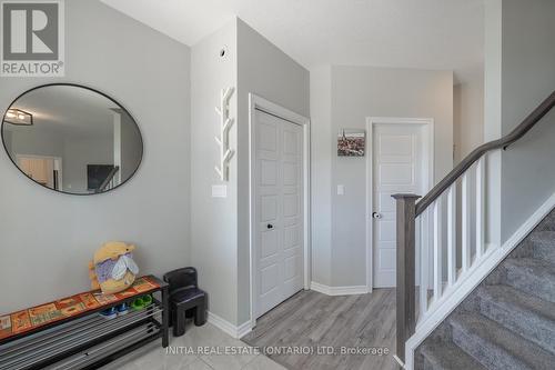 Entrance Foyer - 1 Oxford Terrace N, St. Thomas, ON - Indoor Photo Showing Other Room