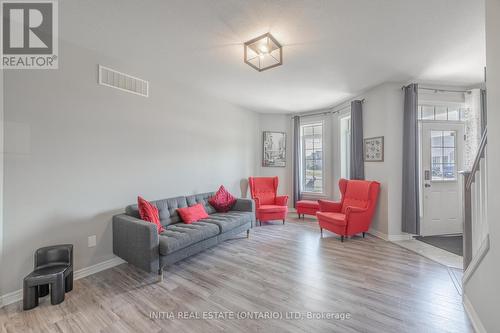 Living Room - 1 Oxford Terrace N, St. Thomas, ON - Indoor Photo Showing Living Room