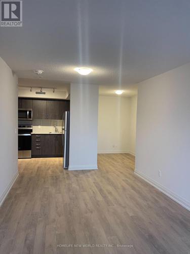 1105 - 20 Meadowglen Place, Toronto (Woburn), ON - Indoor Photo Showing Kitchen