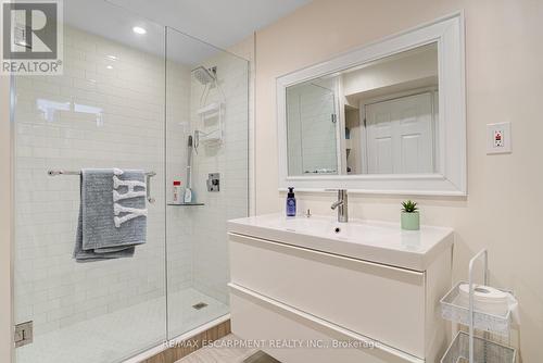 3099 Shannon Crescent, Oakville (Bronte West), ON - Indoor Photo Showing Bathroom