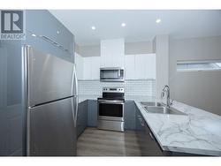 759 Kitchen - 