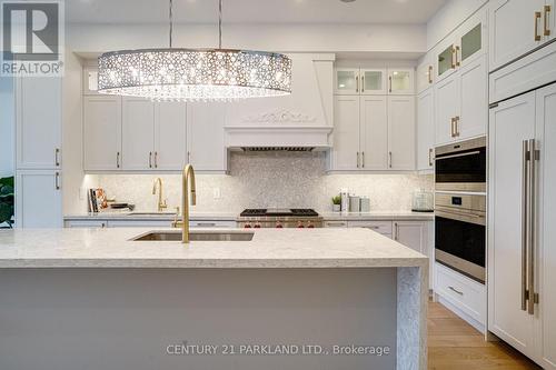 44 Waverley Road, Toronto (The Beaches), ON - Indoor Photo Showing Kitchen With Upgraded Kitchen