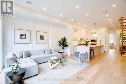 44 Waverley Road, Toronto (The Beaches), ON - Indoor Photo Showing Living Room