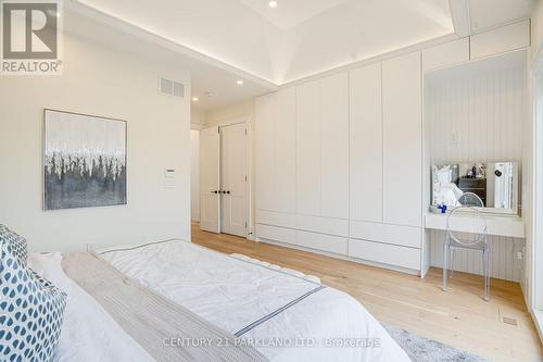 44 Waverley Road, Toronto (The Beaches), ON - Indoor Photo Showing Bedroom