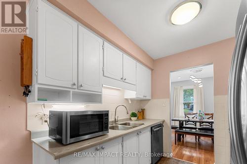 715 Greenoch Court, Oshawa, ON - Indoor Photo Showing Kitchen With Double Sink