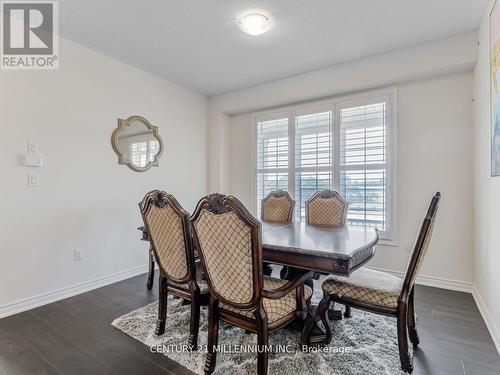 2240 Grainger Loop, Innisfil, ON - Indoor Photo Showing Dining Room