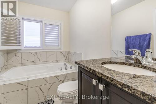 115 Vanilla Trail, Thorold, ON - Indoor Photo Showing Bathroom