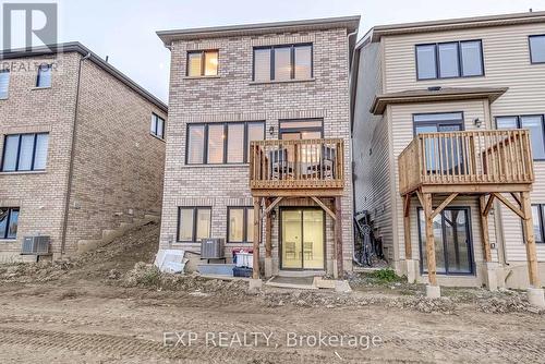 115 Vanilla Trail, Thorold, ON - Outdoor