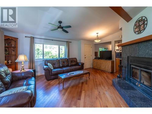 6333 Simpson Road, Summerland, BC - Indoor Photo Showing Living Room With Fireplace