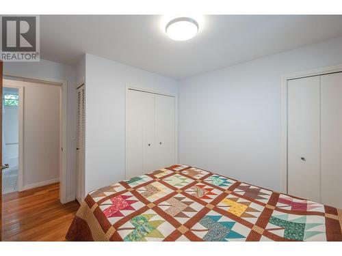 6333 Simpson Road, Summerland, BC - Indoor Photo Showing Bedroom