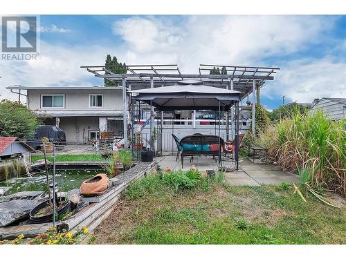 1911 Cross Road, Kelowna, BC - Outdoor With Deck Patio Veranda