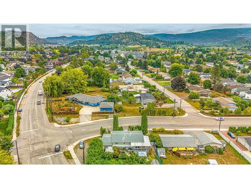 1911 Cross Road, Kelowna, BC - Outdoor With View