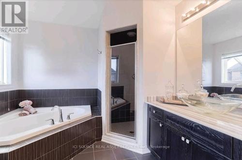 2467 Pine Glen Road, Oakville (Palermo West), ON - Indoor Photo Showing Bathroom