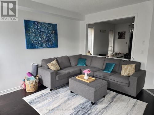 2467 Pine Glen Road, Oakville (Palermo West), ON - Indoor Photo Showing Living Room