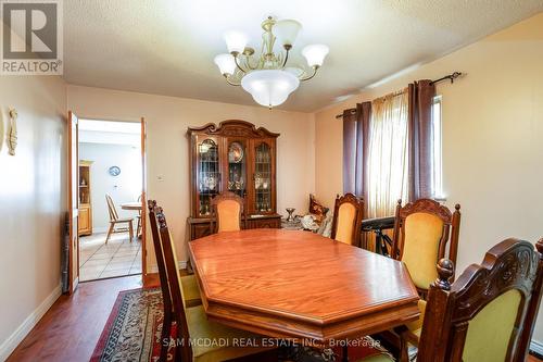 2859 Constable Road, Mississauga, ON - Indoor Photo Showing Dining Room