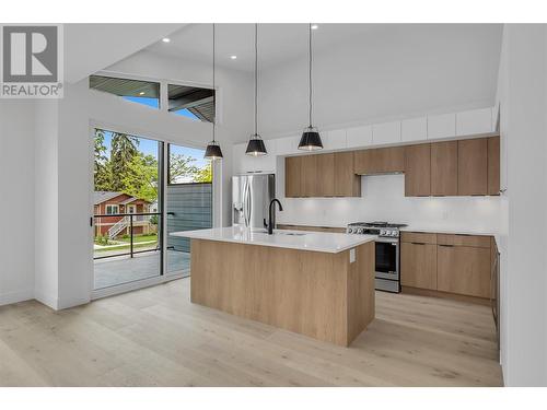 975 Cawston Avenue Lot# 2, Kelowna, BC - Indoor Photo Showing Kitchen