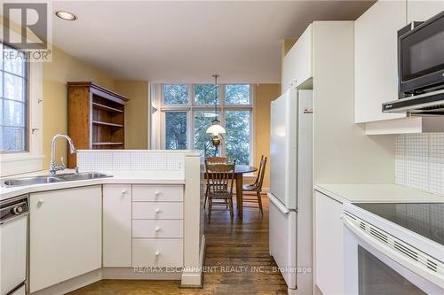 21 Second Street, Oakville, ON - Indoor Photo Showing Kitchen With Double Sink