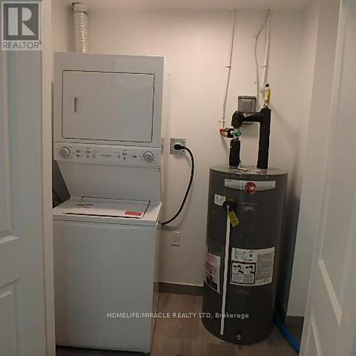 111 - 385 Arctic Red Drive, Oshawa, ON - Indoor Photo Showing Laundry Room