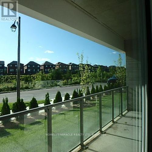 111 - 385 Arctic Red Drive, Oshawa, ON - Outdoor With Balcony With Exterior