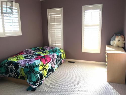 58 Gannett Drive, Richmond Hill (Jefferson), ON - Indoor Photo Showing Bedroom