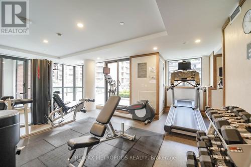 415 - 800 Lawrence Avenue W, Toronto (Yorkdale-Glen Park), ON - Indoor Photo Showing Gym Room