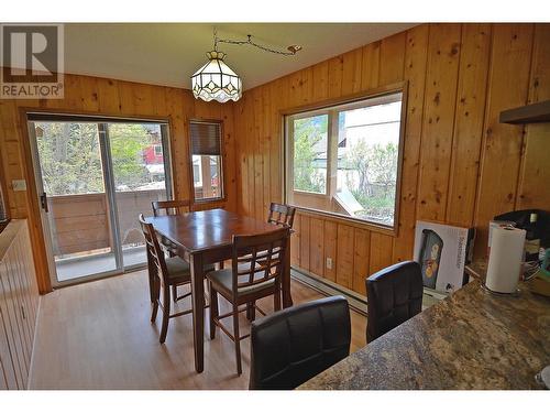 413 Sixth  Street, Nelson, BC - Indoor Photo Showing Dining Room