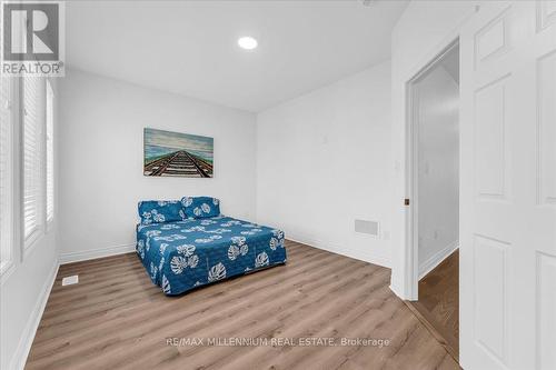 127 Morningside Drive, Halton Hills (Georgetown), ON - Indoor Photo Showing Bedroom