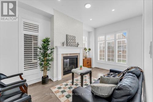 127 Morningside Drive, Halton Hills (Georgetown), ON - Indoor Photo Showing Living Room With Fireplace