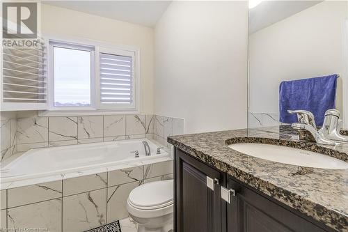 115 Vanilla Trail, Thorold, ON - Indoor Photo Showing Bathroom