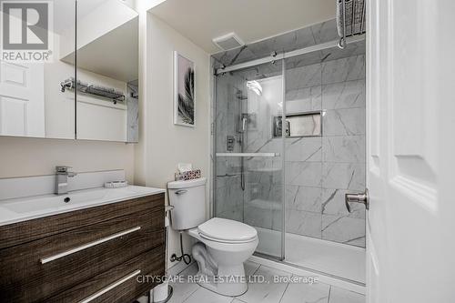 2 - 622 Shoreline Drive, Mississauga, ON - Indoor Photo Showing Bathroom