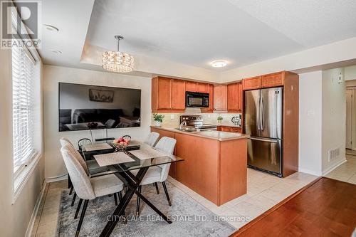 2 - 622 Shoreline Drive, Mississauga (Cooksville), ON - Indoor Photo Showing Other Room