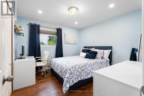 14 Moultrey Crescent, Halton Hills (Georgetown), ON - Indoor Photo Showing Bedroom