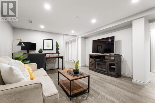 14 Moultrey Crescent, Halton Hills (Georgetown), ON - Indoor Photo Showing Living Room